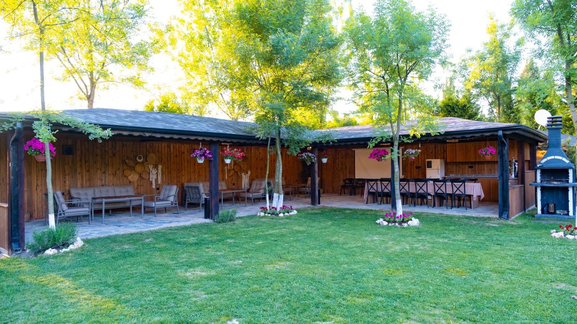 Sapanca Cayir Cimen Otel Exterior photo
