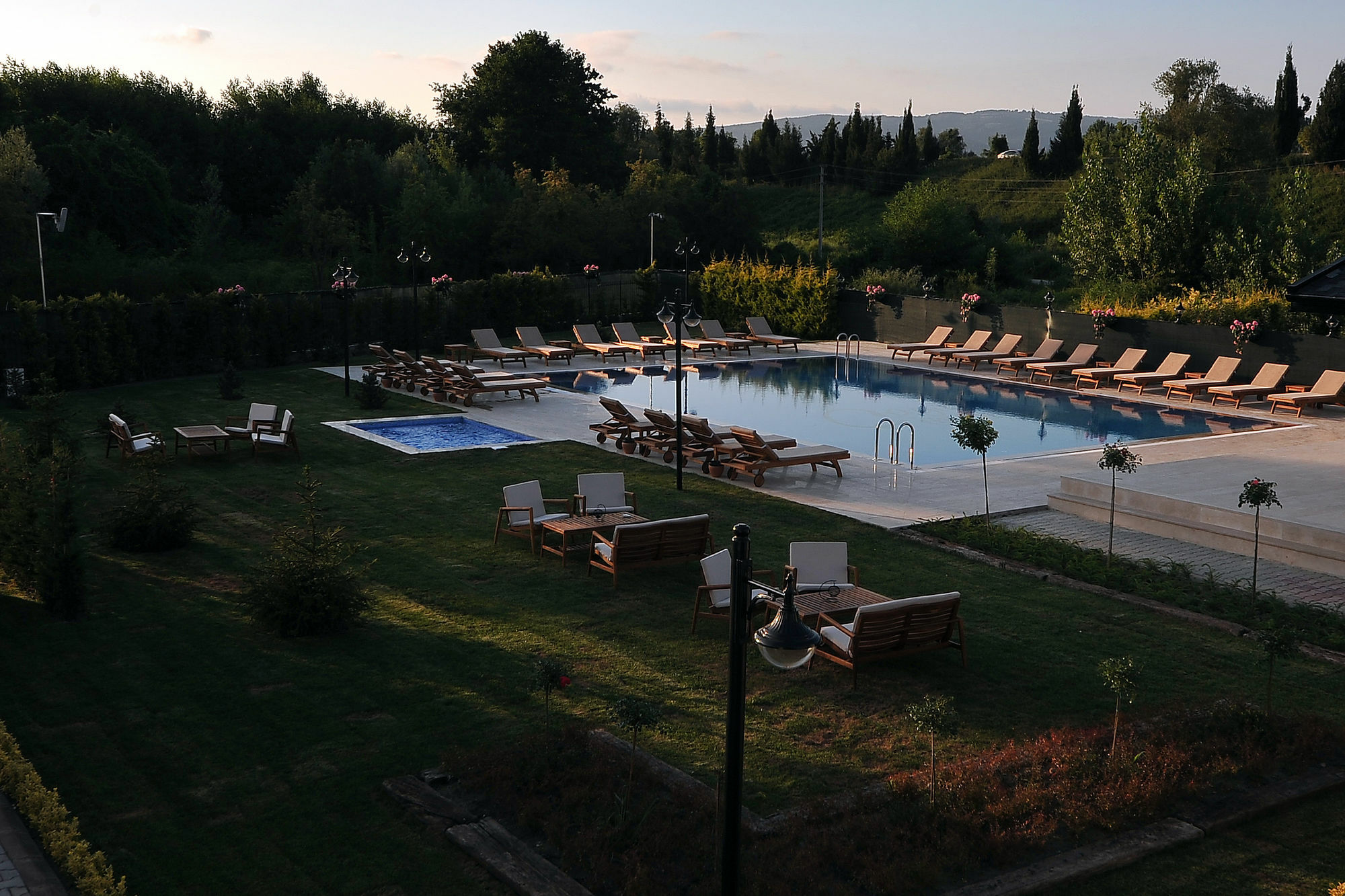 Sapanca Cayir Cimen Otel Exterior photo